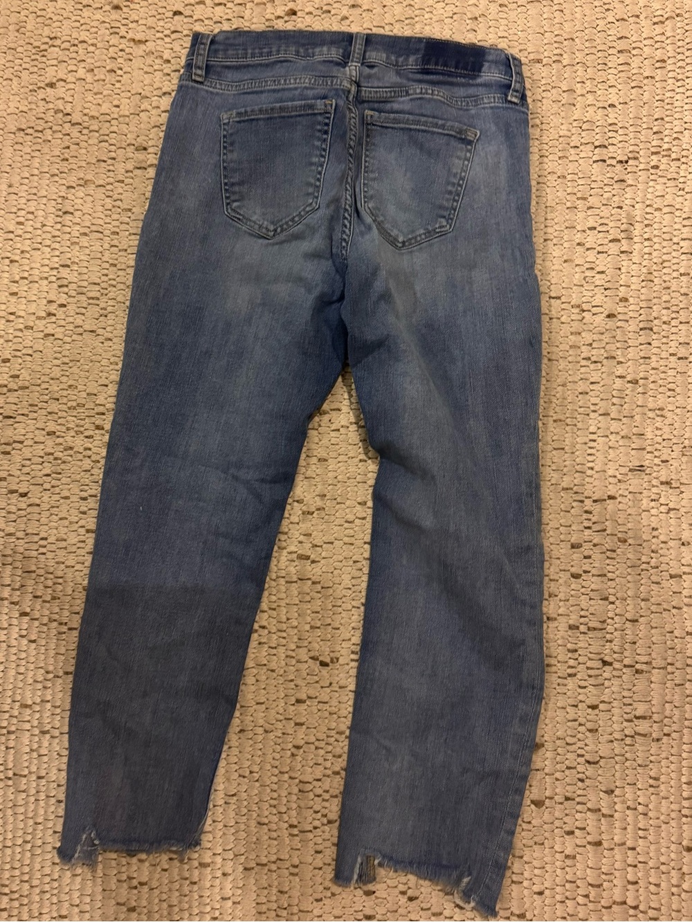 Old Navy Women’s Medium Blue Straight-Leg Jeans